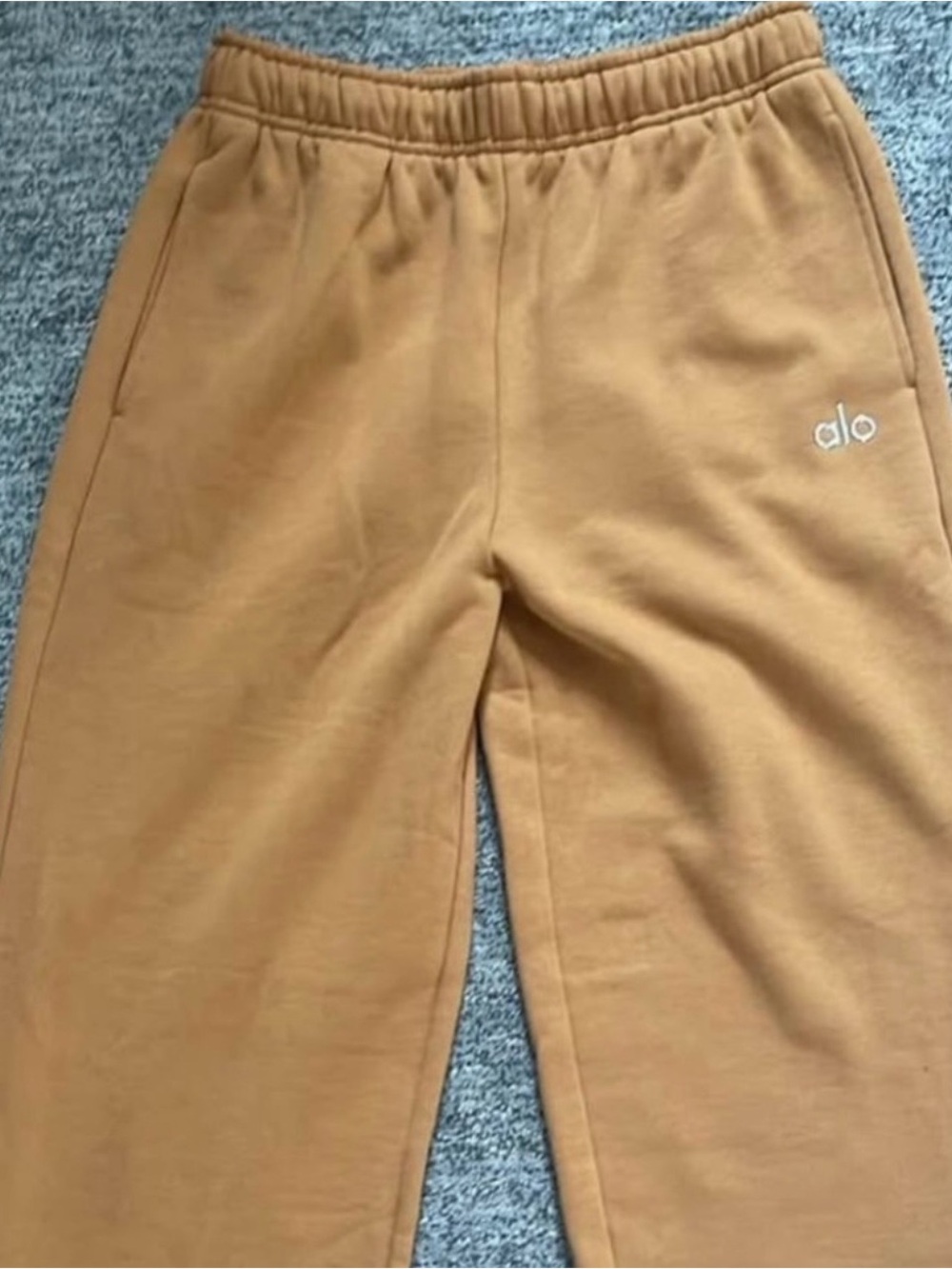 ALO Yoga Tan Sweatpants with Logo